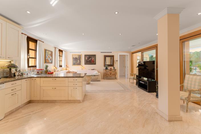 Image No.7-5 Bed Villa for sale