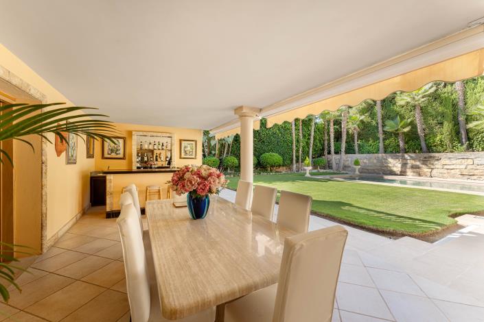 Image No.9-5 Bed Villa for sale