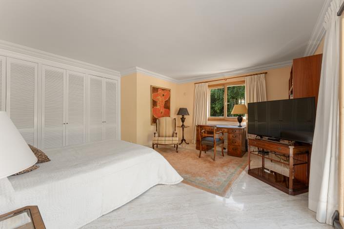 Image No.19-5 Bed Villa for sale