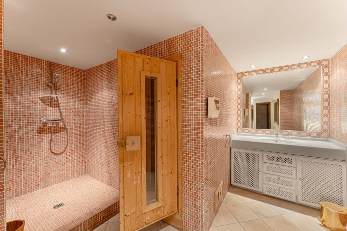 Image No.25-5 Bed Villa for sale