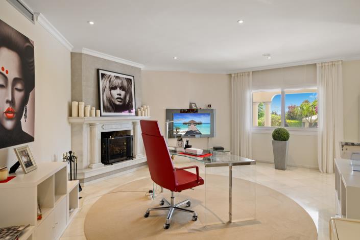 Image No.52-6 Bed Villa for sale