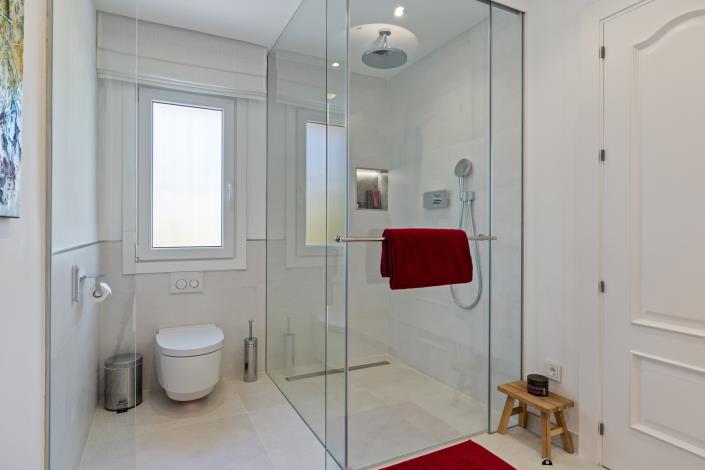 Image No.58-6 Bed Villa for sale