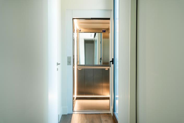 Image No.11-5 Bed Villa for sale