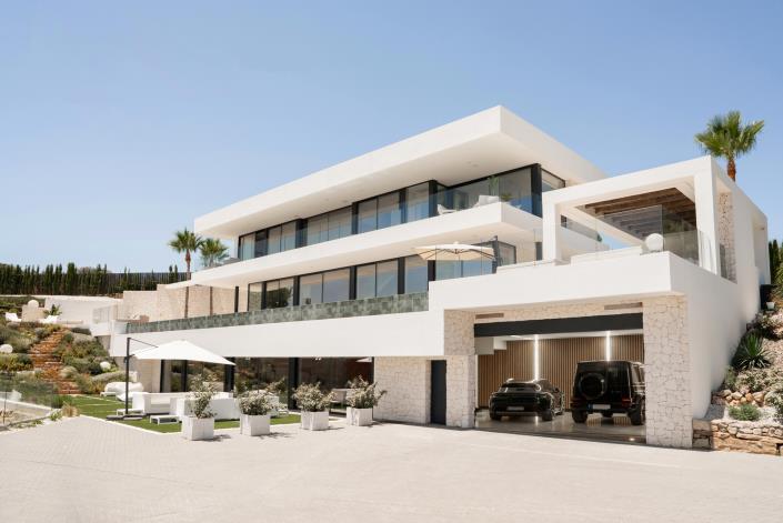 Image No.28-5 Bed Villa for sale