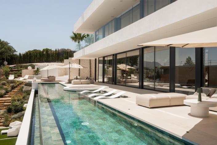 Image No.37-5 Bed Villa for sale