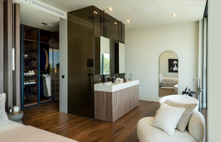 Image No.43-5 Bed Villa for sale