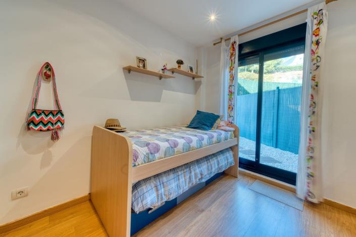 Image No.14-3 Bed Apartment for sale