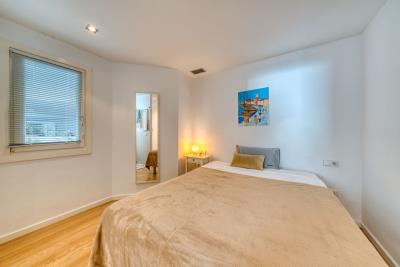 4-c23c0f86247804fa50226aecd8b0b2c8