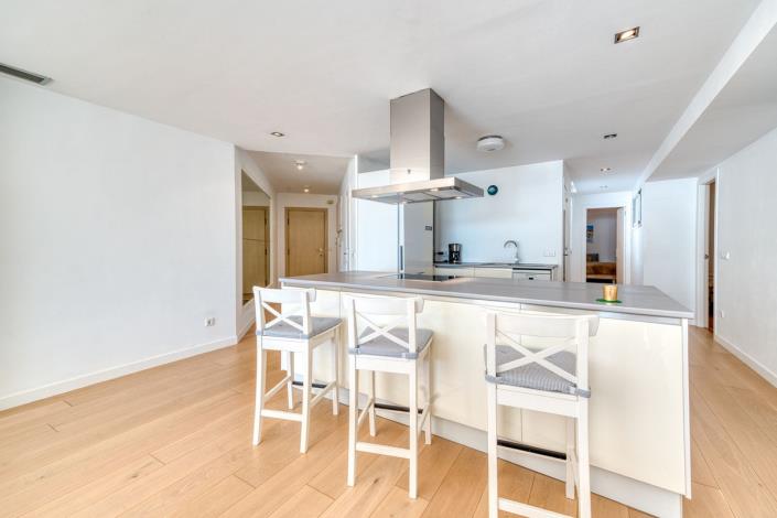 Image No.13-2 Bed Apartment for sale