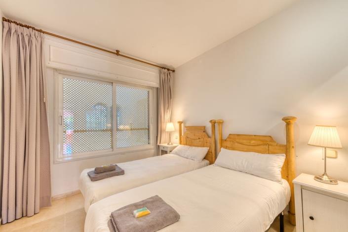 Image No.15-2 Bed Apartment for sale