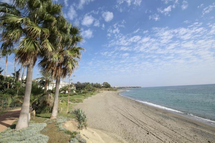 Image No.32-2 Bed Apartment for sale