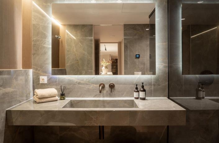 Image No.30-3 Bed Penthouse for sale