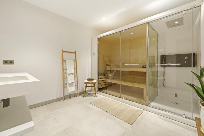 Image No.30-Villa de 5 chambres à vendre à Nueva Andalucia