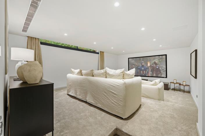 Image No.33-Villa de 5 chambres à vendre à Nueva Andalucia