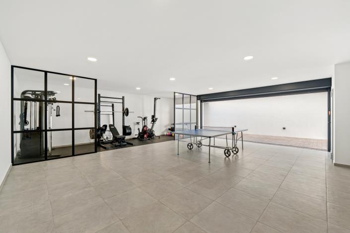 Image No.34-Villa de 5 chambres à vendre à Nueva Andalucia