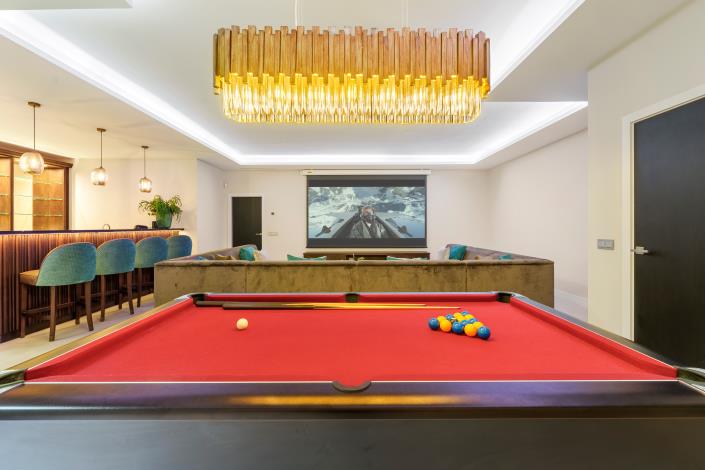 Image No.8-6 Bed Villa for sale