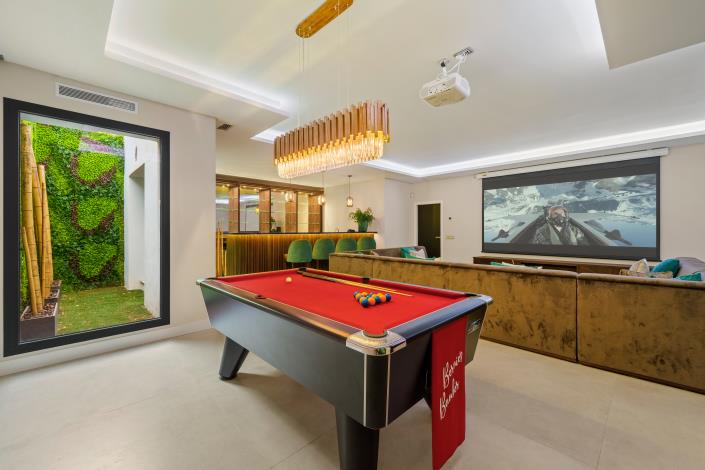 Image No.9-6 Bed Villa for sale