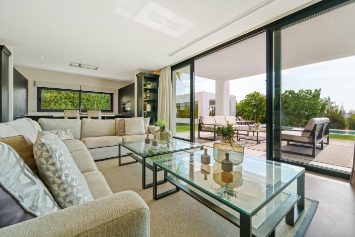 Image No.13-6 Bed Villa for sale