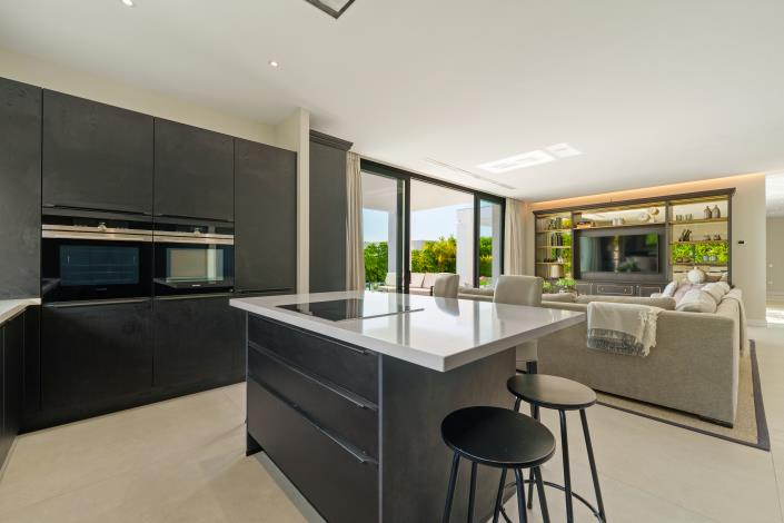 Image No.16-6 Bed Villa for sale