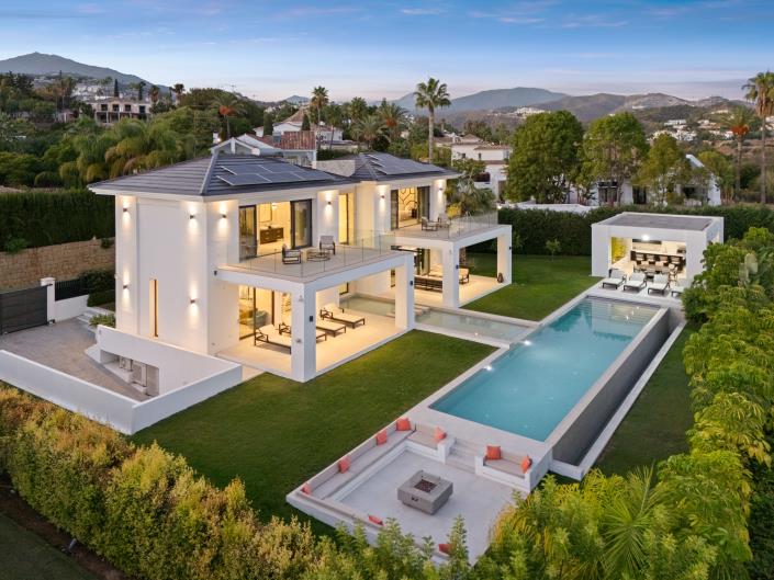 Image No.58-6 Bed Villa for sale