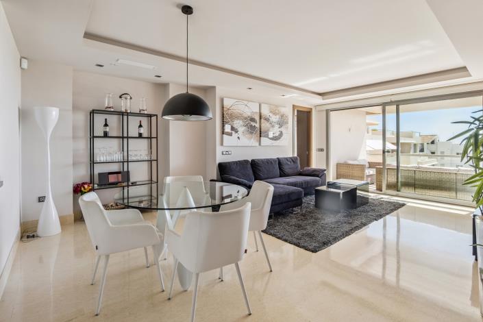 Image No.15-2 Bed Apartment for sale