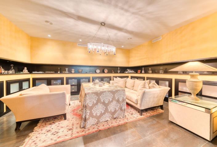 Image No.34-6 Bed Apartment for sale