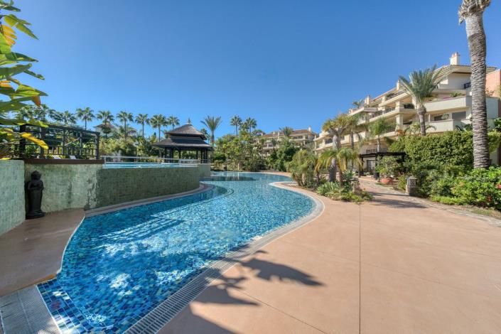 Image No.36-6 Bed Apartment for sale