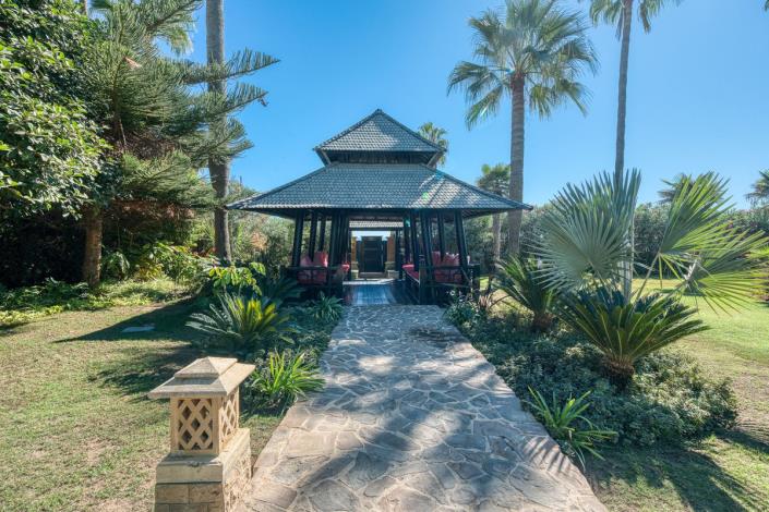 Image No.41-6 Bed Apartment for sale