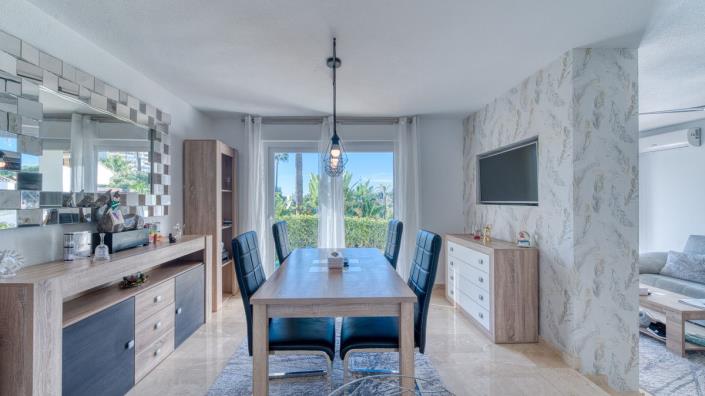 Image No.14-3 Bed Townhouse for sale