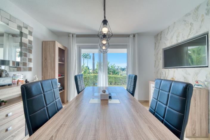 Image No.17-3 Bed Townhouse for sale