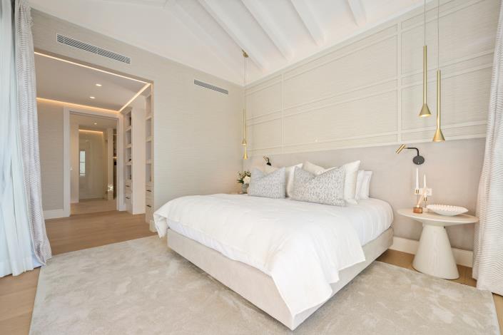 Image No.18-5 Bed Villa for sale