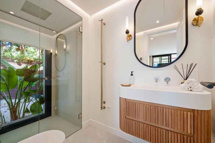 Image No.26-5 Bed Villa for sale