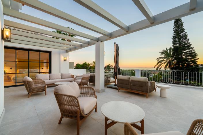 Image No.45-5 Bed Villa for sale