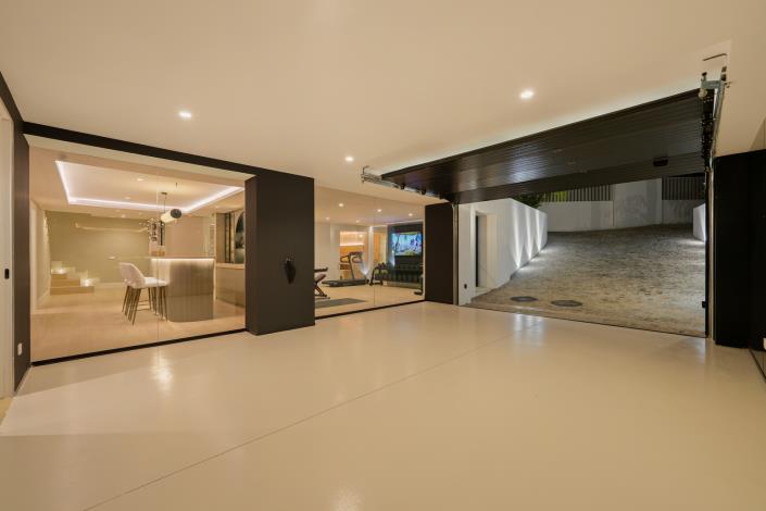 Image No.59-5 Bed Villa for sale