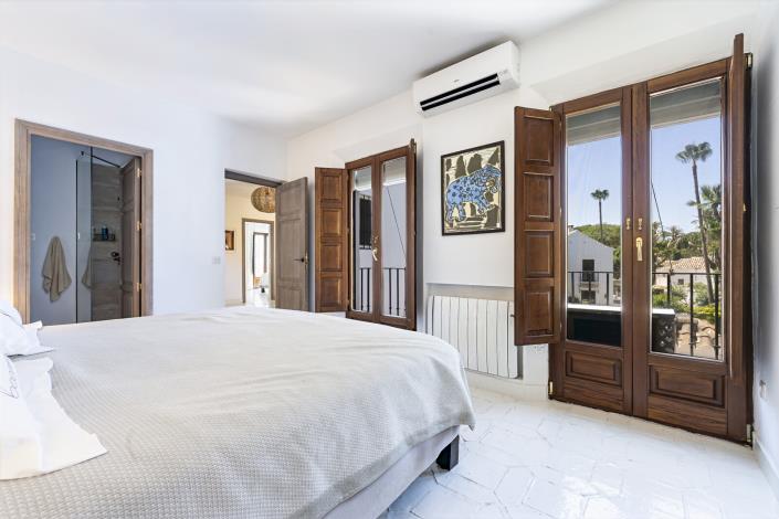 Image No.5-3 Bed Townhouse for sale