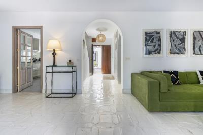 9ff962a7-e0e9-487a-9602-caabbef027bc