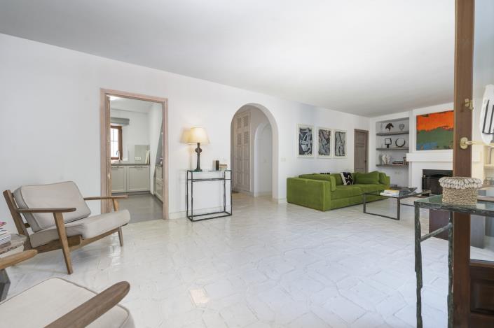 Image No.15-3 Bed Townhouse for sale