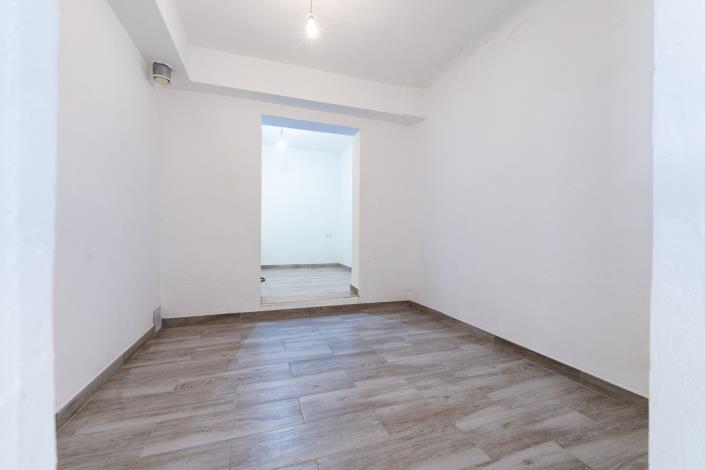 Image No.41-3 Bed Townhouse for sale