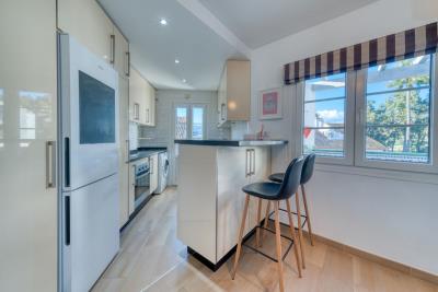 8-e64a9055bba3e77ac8aca3b893cdf826