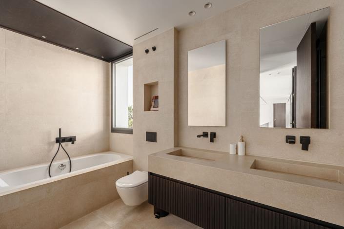 Image No.33-4 Bed Villa for sale