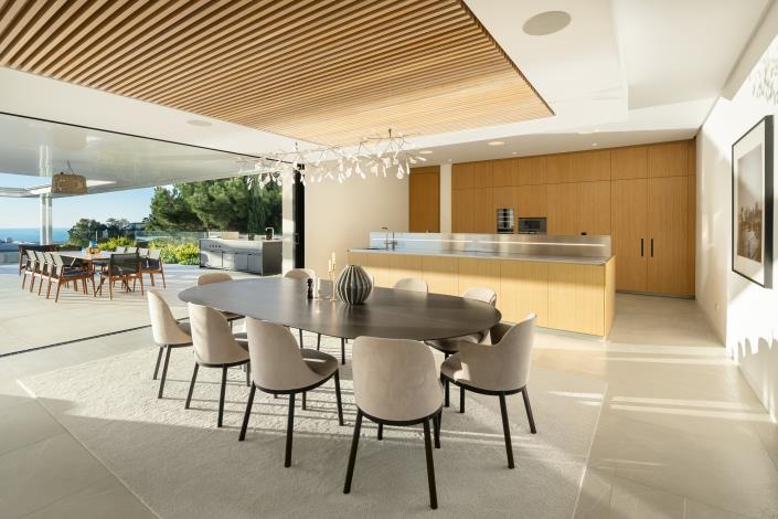 Image No.8-8 Bed Villa for sale