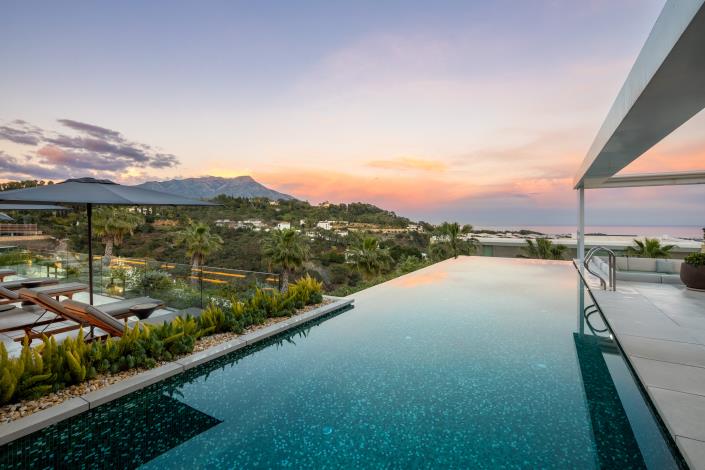 Image No.39-8 Bed Villa for sale