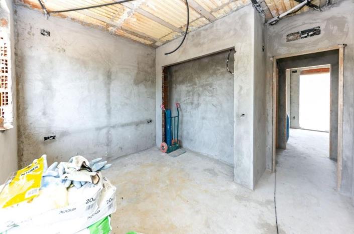 Image No.5-2 Bed Semi-Detached for sale