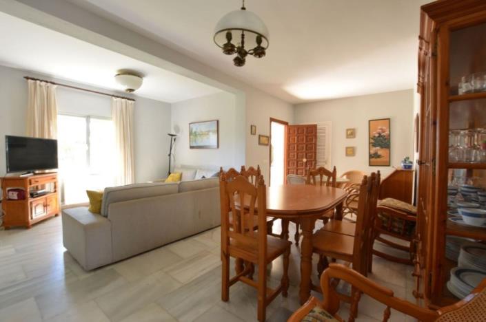 Image No.5-7 Bed Villa for sale