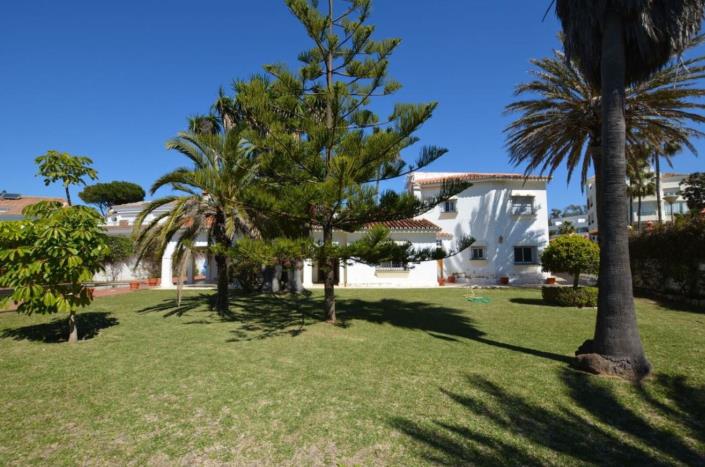 Image No.7-7 Bed Villa for sale