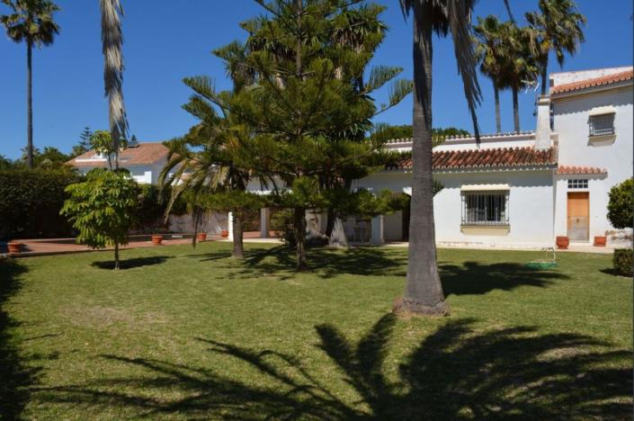 Image No.21-7 Bed Villa for sale