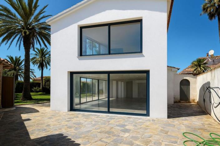 Image No.30-7 Bed Villa for sale