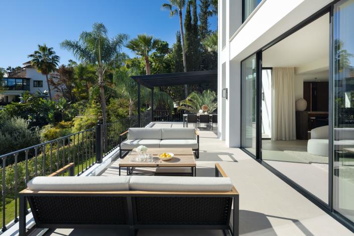 Image No.6-5 Bed Villa for sale