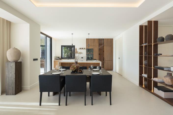 Image No.10-5 Bed Villa for sale