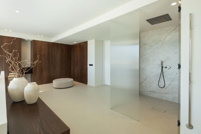 Image No.17-5 Bed Villa for sale